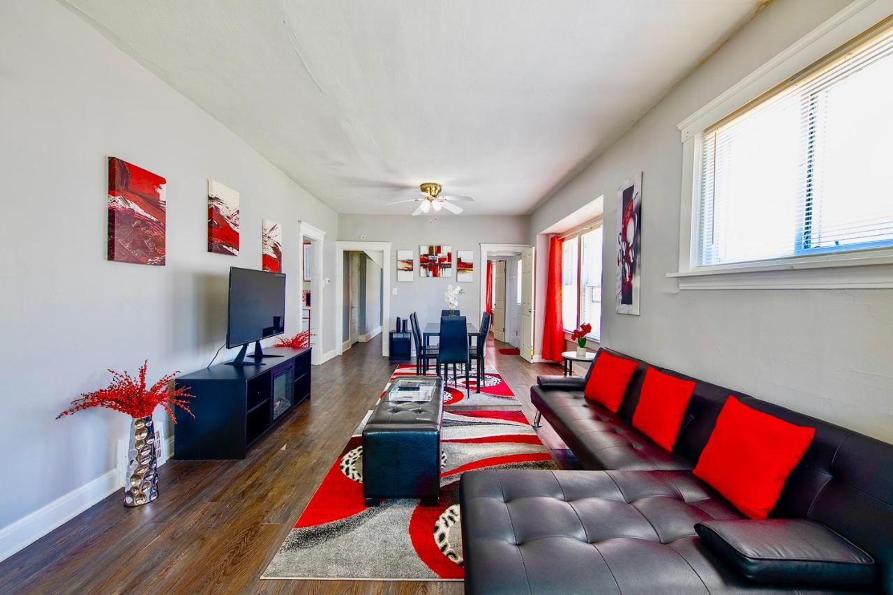 The Rubi Lounge - Spacious Brooklyn Centre Modern Escape Near Downtown With Parking, 300Mb Wifi & Self Check-In Cleveland Exterior foto