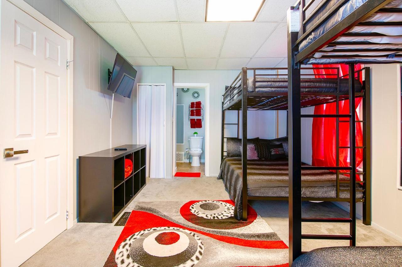 The Rubi Lounge - Spacious Brooklyn Centre Modern Escape Near Downtown With Parking, 300Mb Wifi & Self Check-In Cleveland Exterior foto