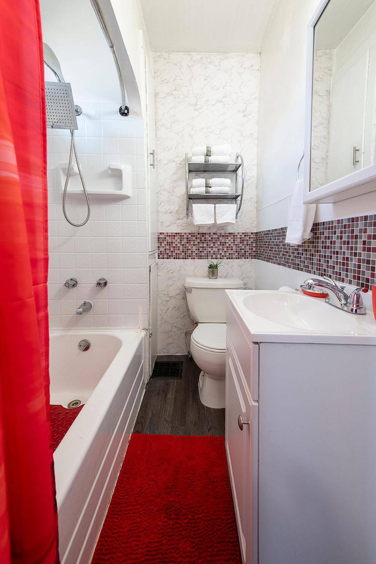 The Rubi Lounge - Spacious Brooklyn Centre Modern Escape Near Downtown With Parking, 300Mb Wifi & Self Check-In Cleveland Quarto foto