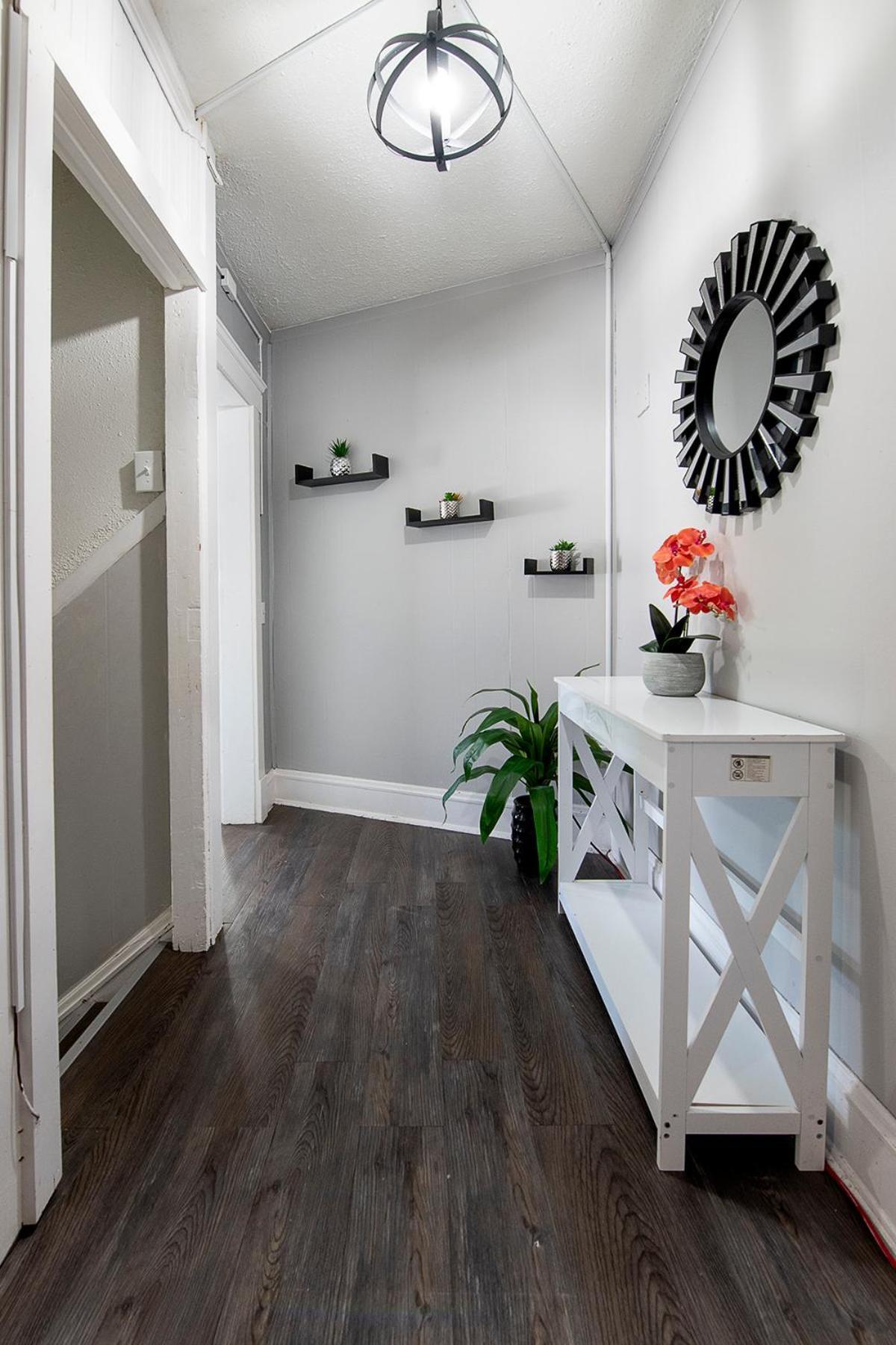 The Rubi Lounge - Spacious Brooklyn Centre Modern Escape Near Downtown With Parking, 300Mb Wifi & Self Check-In Cleveland Quarto foto